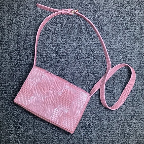 Woven Crossbody Bag - Picture 2 of 11